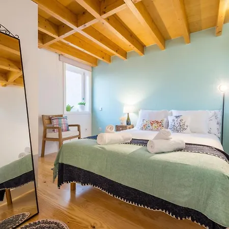 Apartment Home In Porto - Cozy 2Br Duplex By Lovelystay