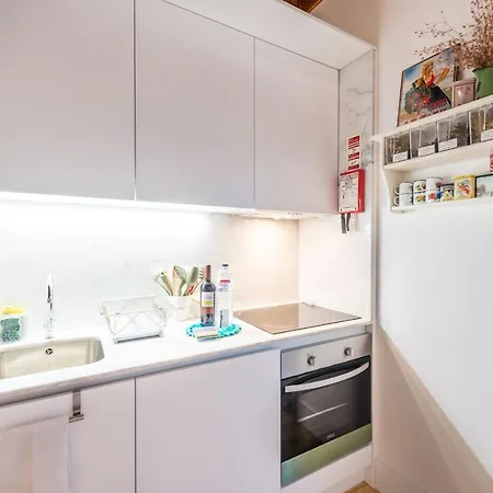 Home In Porto - Cozy 2Br Duplex By Lovelystay Apartment