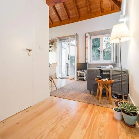 Home In Porto - Cozy 2Br Duplex By Lovelystay