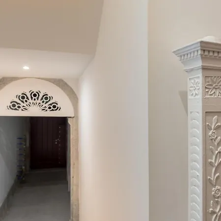 Home In Porto - Cozy 2Br Duplex By Lovelystay * Porto