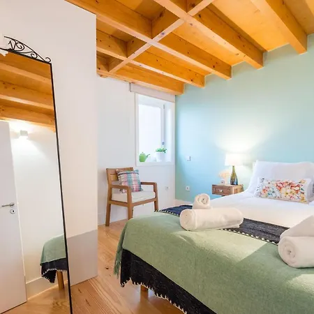 Home In Porto - Cozy 2Br Duplex By Lovelystay *