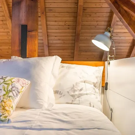 Home In Porto - Cozy 2Br Duplex By Lovelystay Apartment Porto