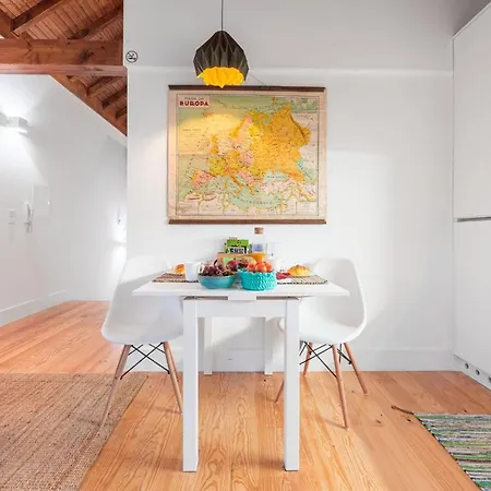 Home In Porto - Cozy 2Br Duplex By Lovelystay *