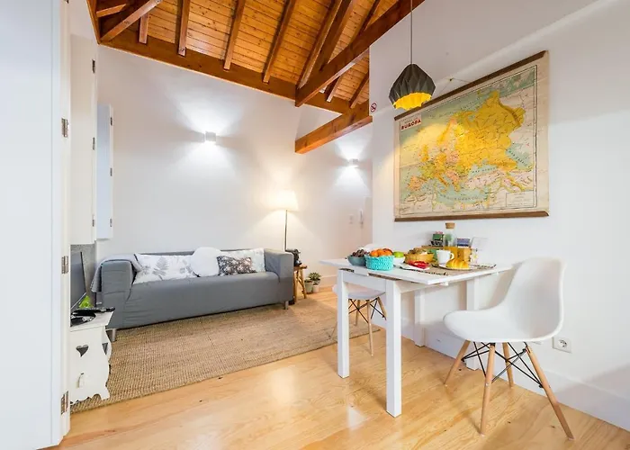 In - Cozy 2br Duplex By Lovelystay