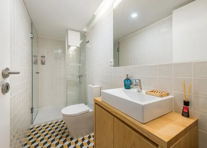 Apartman In - Cozy 2br Duplex By Lovelystay Porto